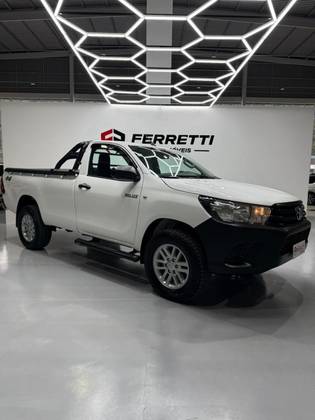 TOYOTA HILUX 2.8 D-4D TURBO DIESEL CS 4X4 AUTOMÁTICO TOYOTA HILUX 2.8 D-4D TURBO DIESEL CS 4X4 AUTOMÁTICO